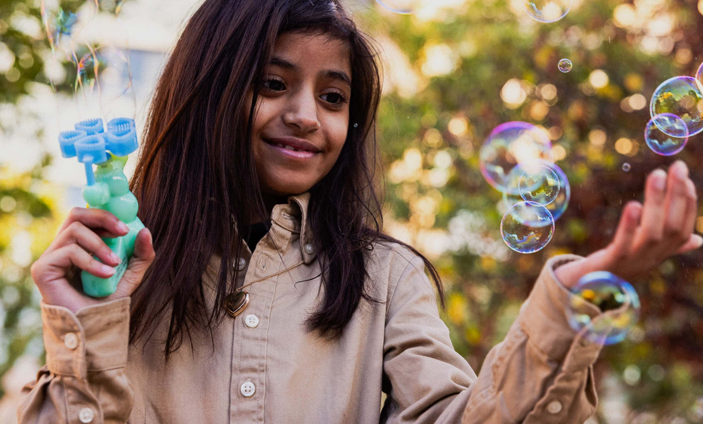 Leen with bubble maker